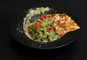 پاستا چیکن اسفناج